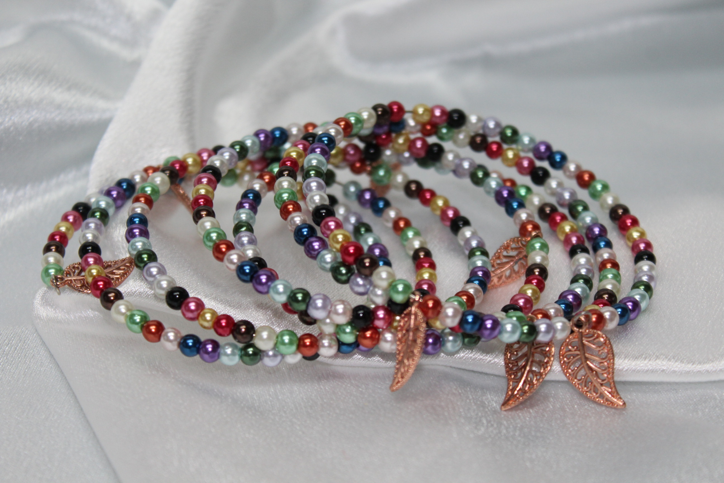 Bracelet-Multi-Rangs-Imitation-Perles-Cultures-Multicolores-Breloques-feuilles-Bronze (4)