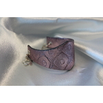 Bracelet Manchette Forme Diadème Pâte Polymère Recouvert de Paillette Rose et Impression Losange (5)