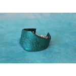 Bracelet Manchette Forme Diadème Pâte Polymère Recouvert de Paillette Verte et Impression