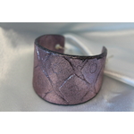 Bracelet Manchette Forme Pâte Polymère Recouvert de Paillette Rose et Impression Losange (2)