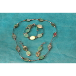 Parure-Collier-Bracelet-Boucle dOreille-Nacre Vert et Perles Métal (5)