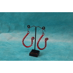 Boucle d'Oreille Fil Aluminium Rouge et Perles de Corail Rouge (3)