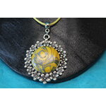 Collier Coton Ciré, Support Couronne de Fleurs et Polymère Or et Argent Métallisés (2)