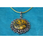 Collier Coton Ciré, Support Couronne de Fleurs et Polymère Or et Argent Métallisés (6)