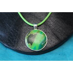 Collier Coton Ciré Vert Anis, Support Rond et Polymère Multicolores (2)