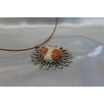 Collier-Acier-Argente-Soleil-Polymere-Orange-Blanc-2