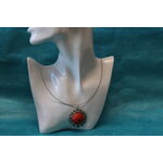 Collier-Acier-Argente-Support-Fleuri-Polymere-Fleur-Orange-Rouge-2