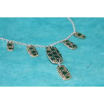 Collier-Chaine-Argente-Polymere-Ocre-Verte-1