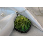Collier-Chaine-Argente-Polymere-Degrade-Vert-Jaune-Spirale-Noir-5