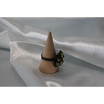 Bague-Fil-Alu-Noir-Perles-Acier-Dore-1