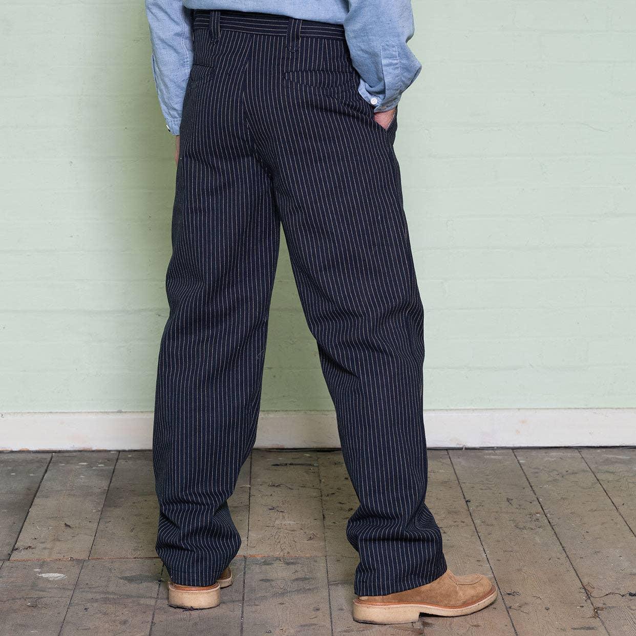 Le pantalon de travail rayure craie