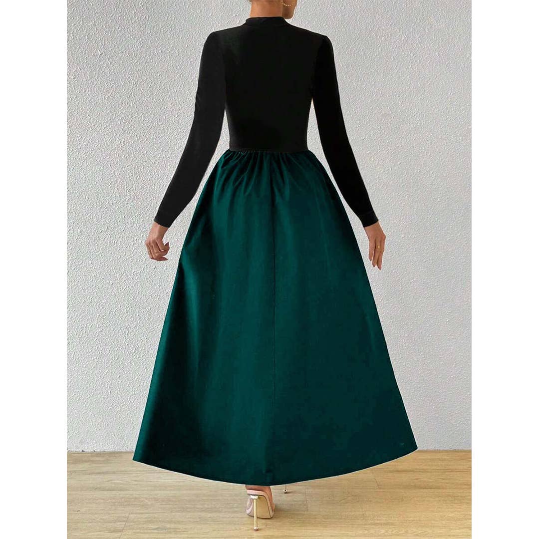 Robe à col roulé à manches longues avec ourlet évasé et blocs de couleur