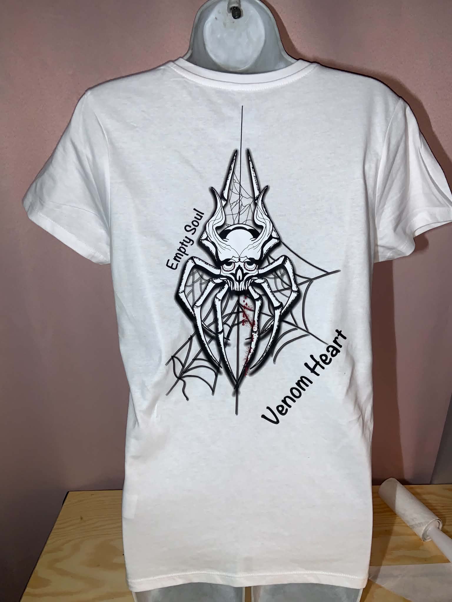VENOM HEART TEE SHIRT EMPTY SOUL