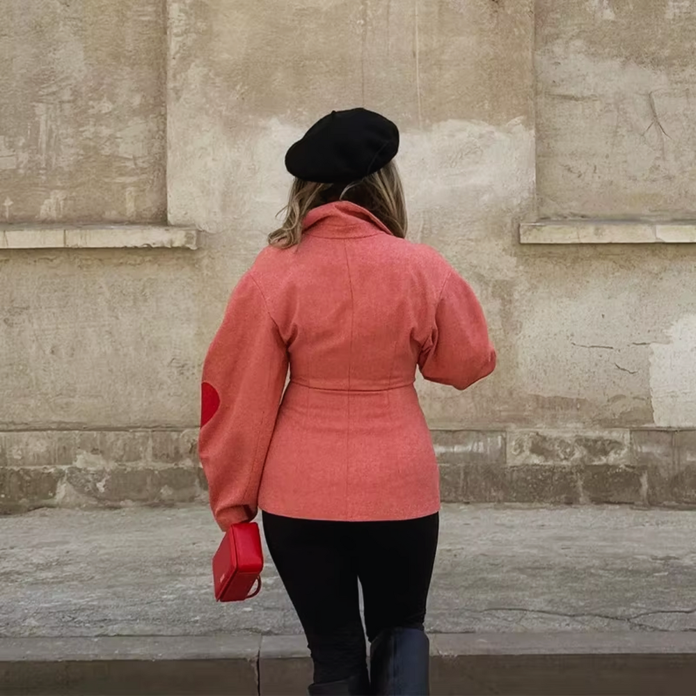 veste rouge tailleur jupe femme