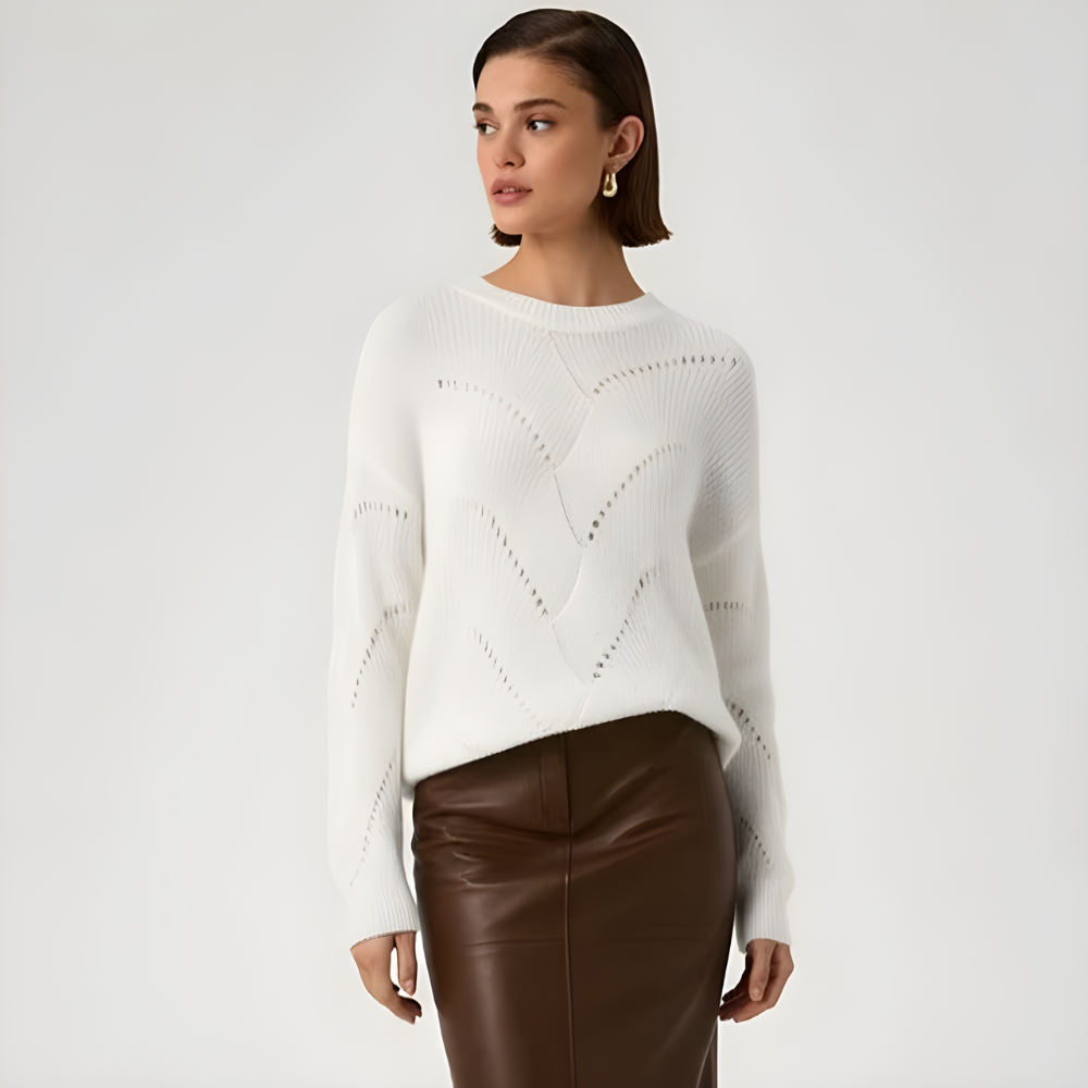 Pull mohair blanc élégant col rond femme