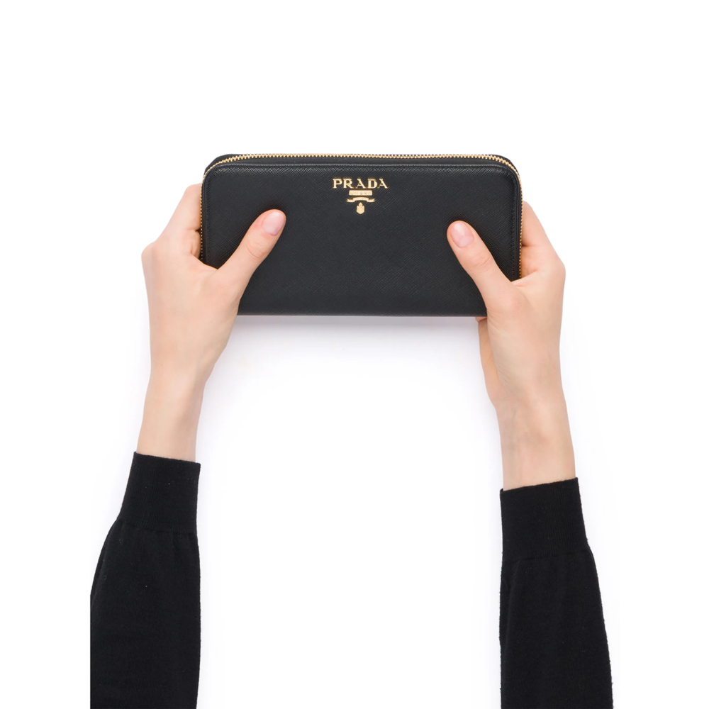portefeuille noir prada (2)