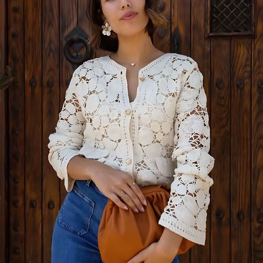 Cardigan brodé blanc floral évidé