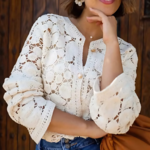 Cardigan brodé blanc floral