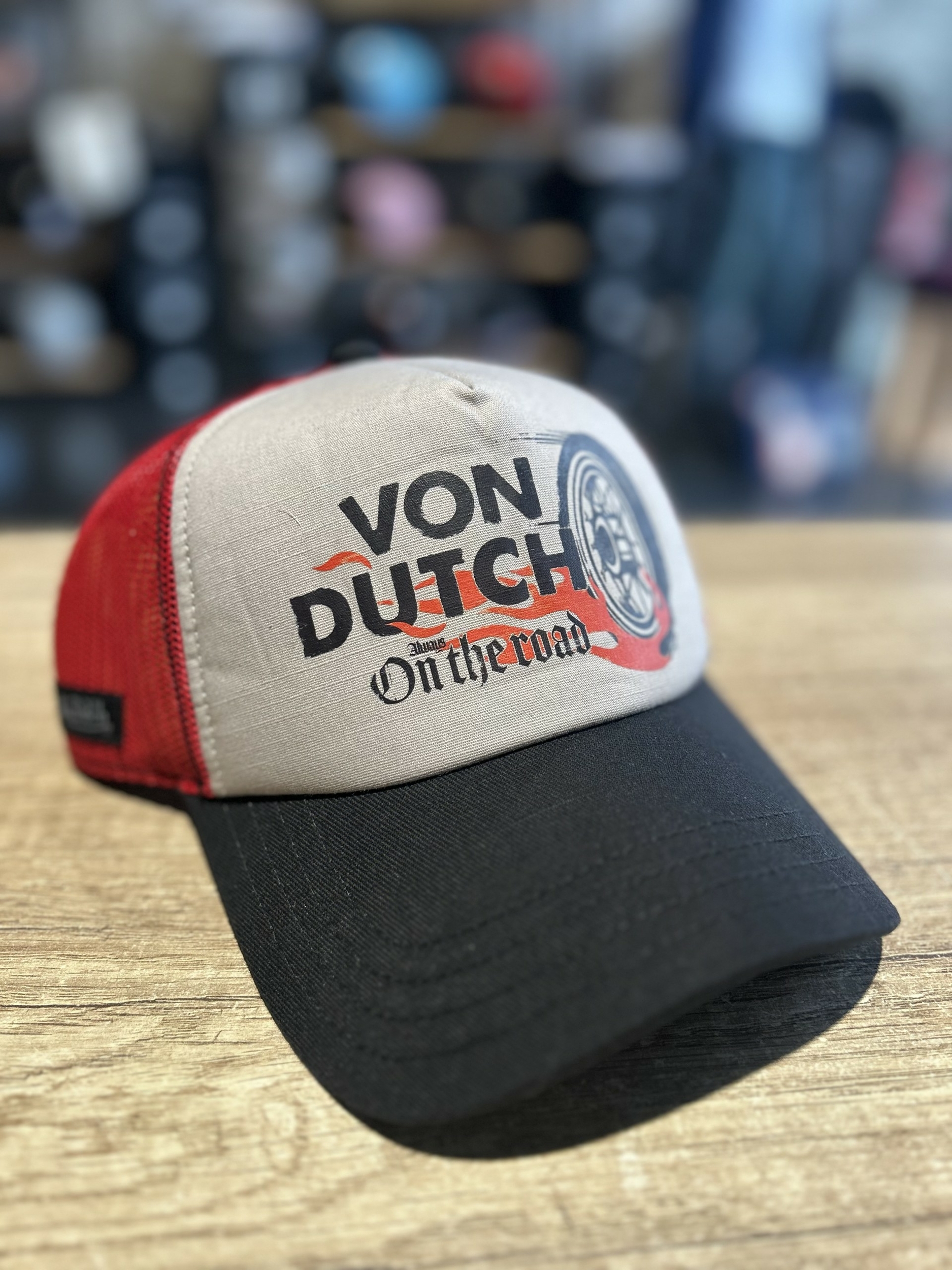 Casquette Von Dutch on the road