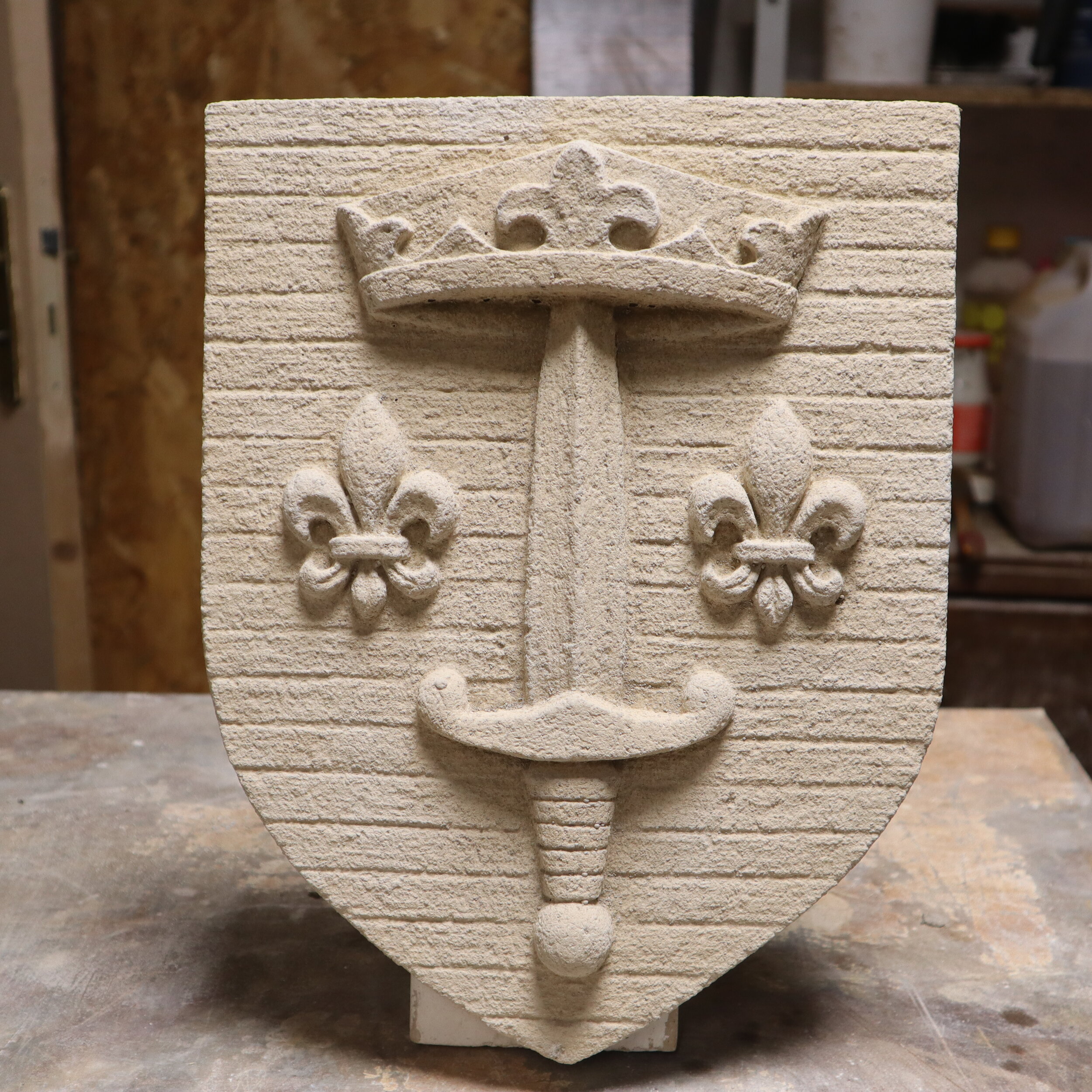 Blason jeanne darc en pierre ton pierre (2)