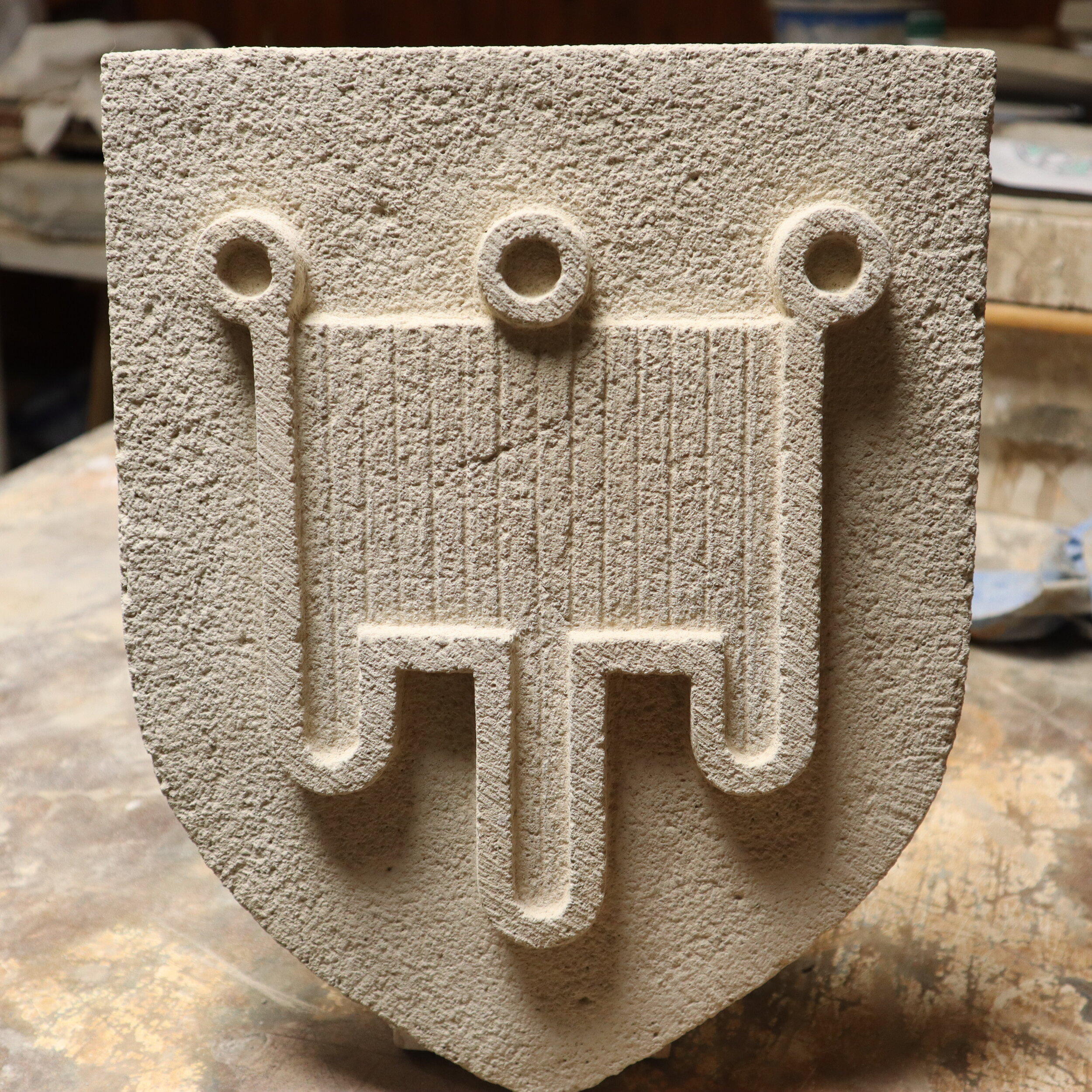 Blason auvergne en pierre (2)