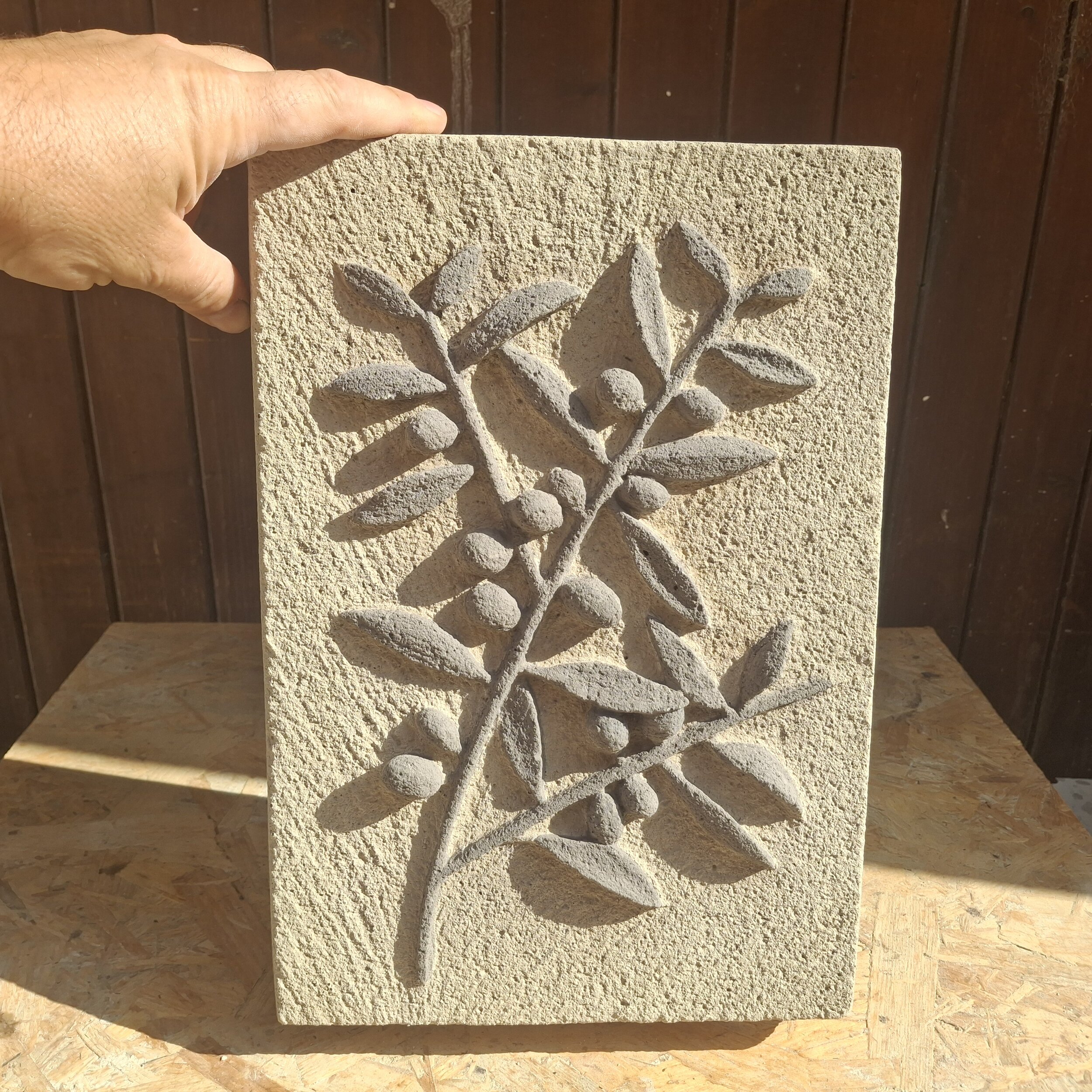 branche dolivier sculpture 2 couleurs fond ton pierre (7)