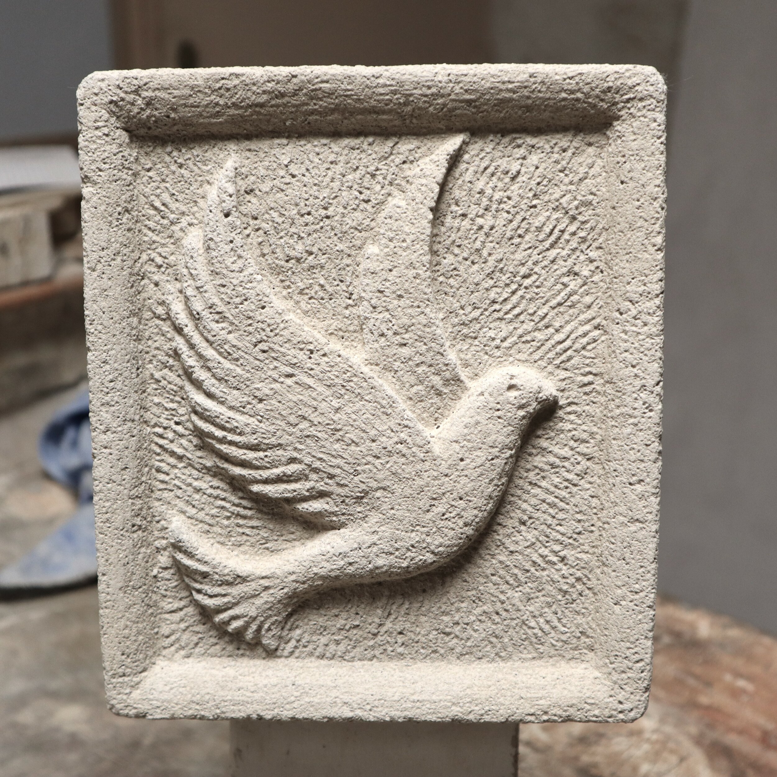 decoration colombe en pierre (1)