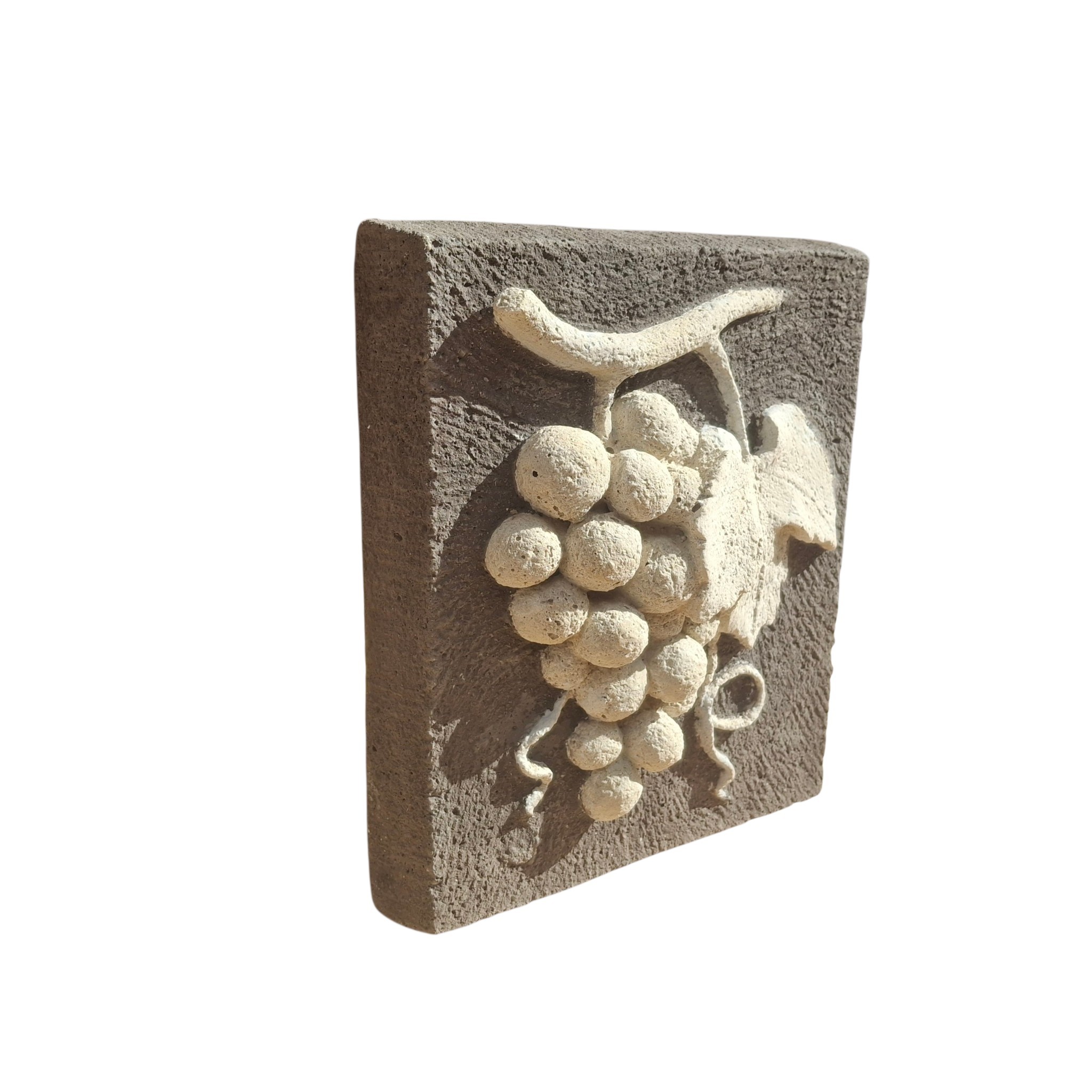 sculpture murale vigne en 2 couleurs fond gris (1)