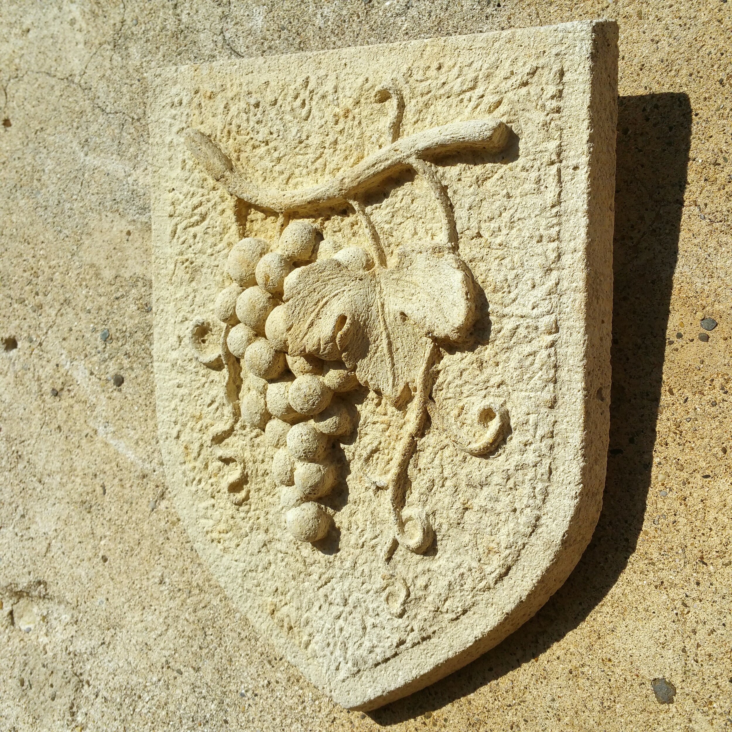 Blason feuille de vigne ton pierre extérieur(1)