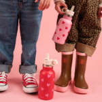 gourde-acier-inoxydable-rose-coeurs-rouge (2)