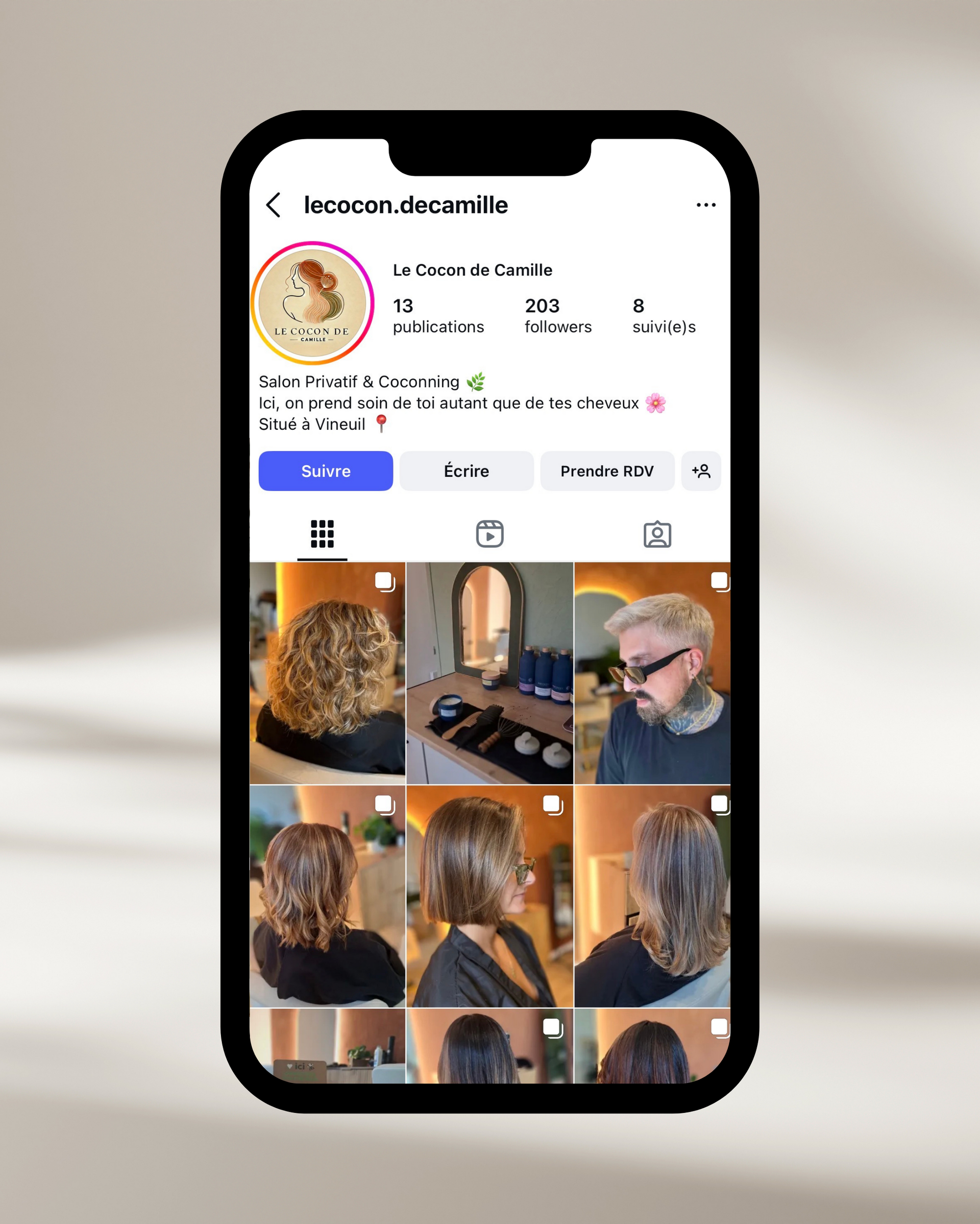 apercu feed instagram mock up post instagram format portrait sobre beige et gris taupe moderne minimaliste createur contenu 1