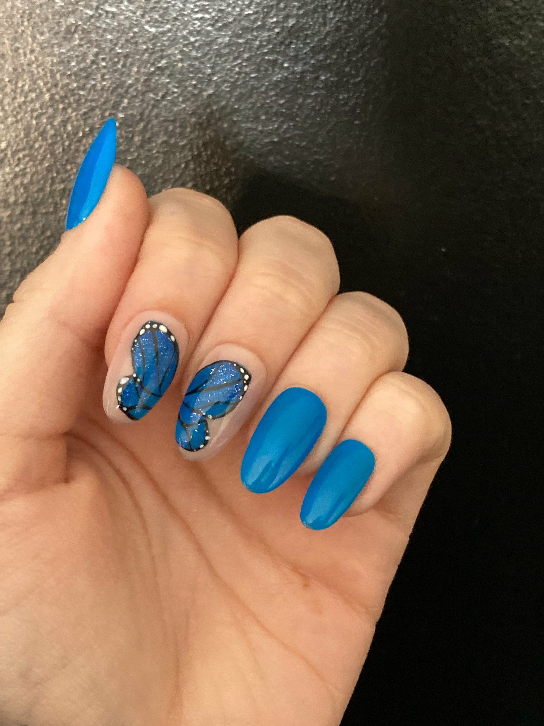 Produit-press-on-nails-bleu-nail-art-papillon-webp