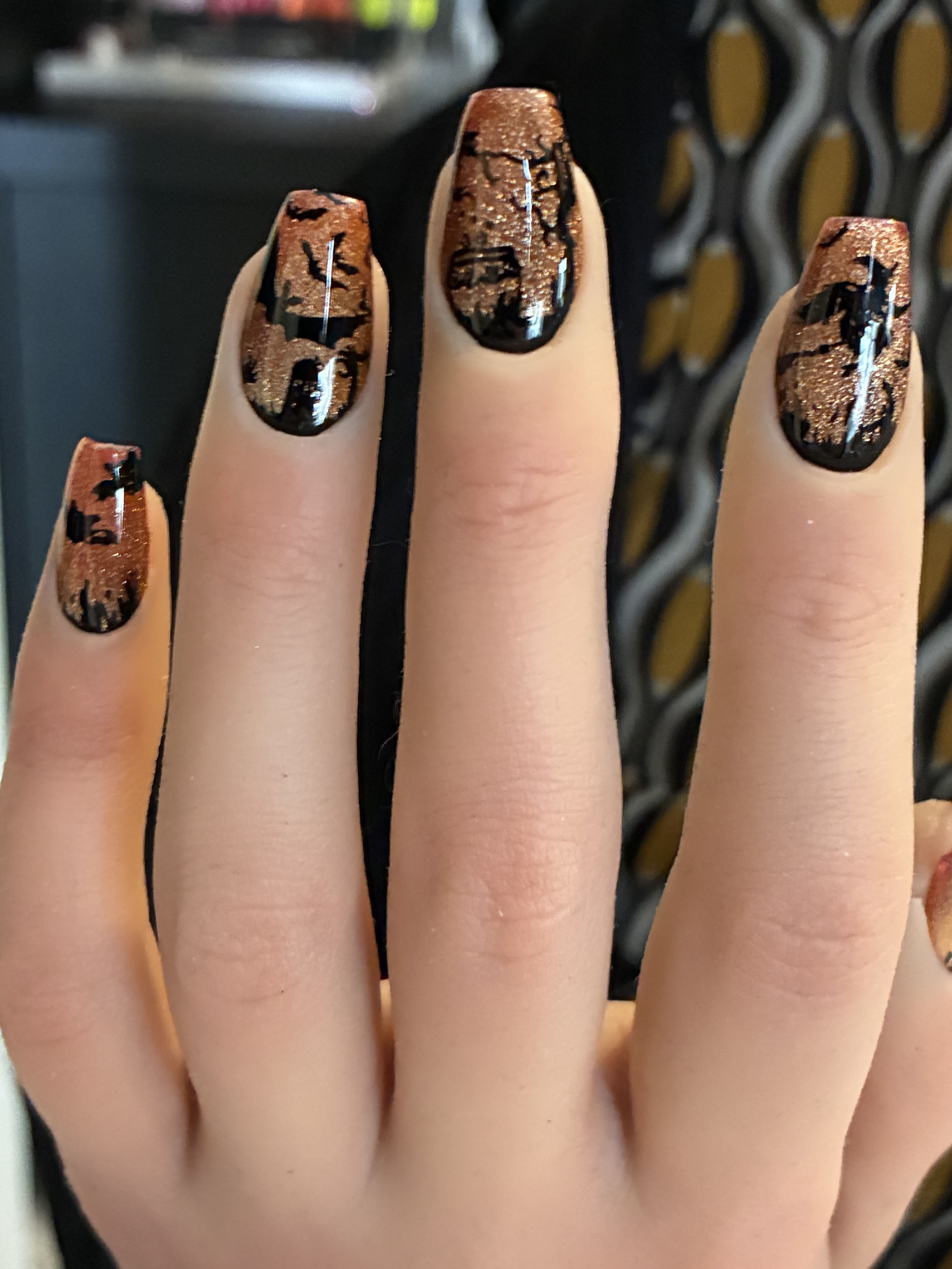 charme-obscure-press-on-nails-fait-main-elivasion.jpg