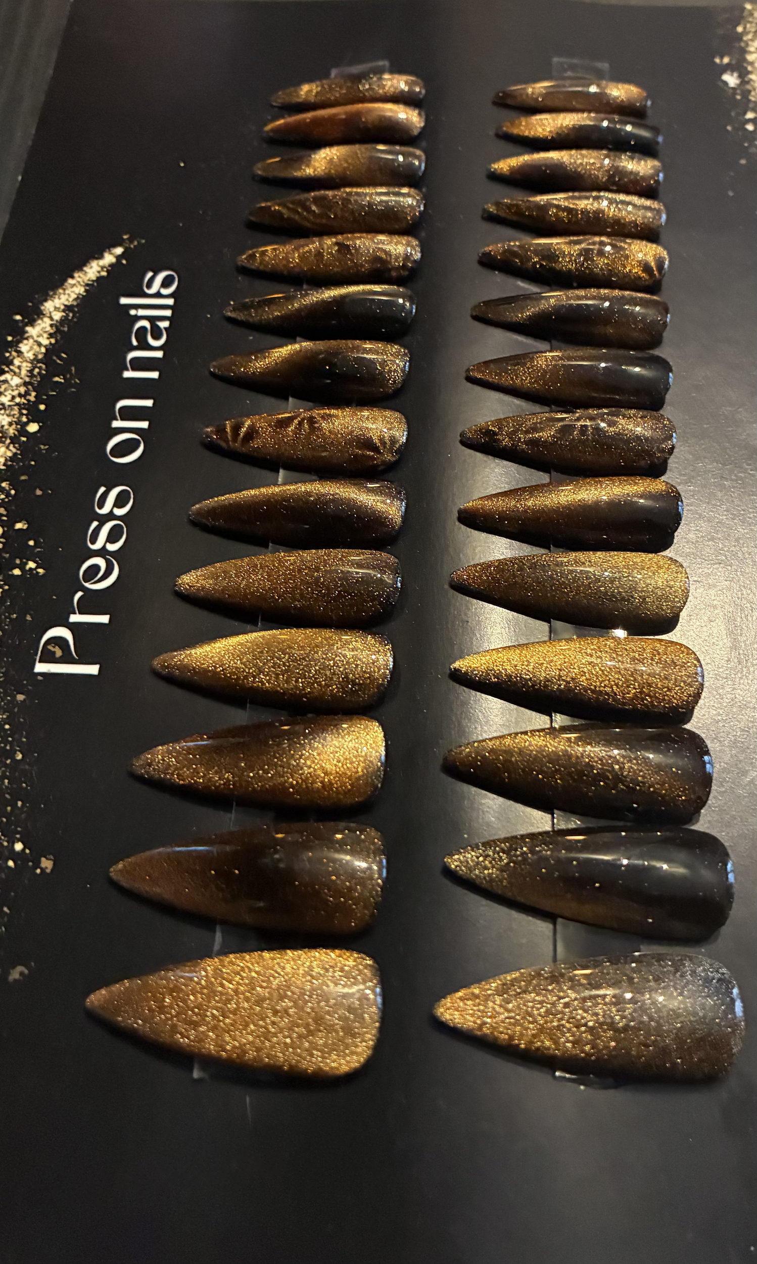 Pressonnails