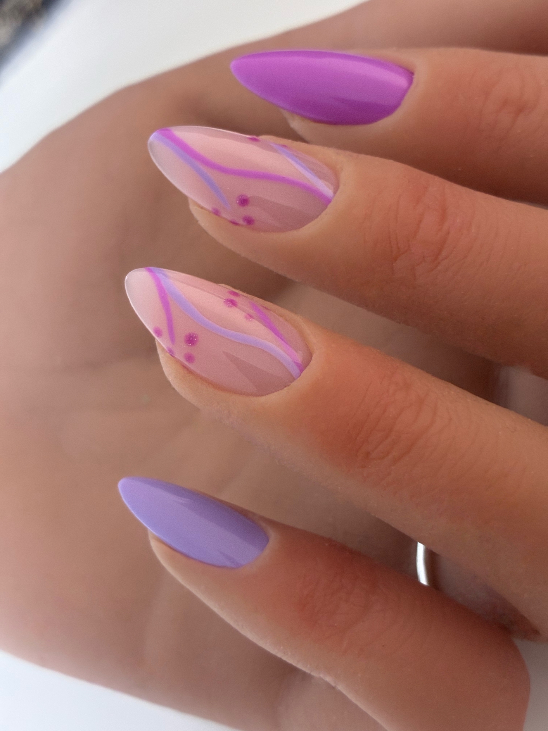 Lilac Dream press on nails