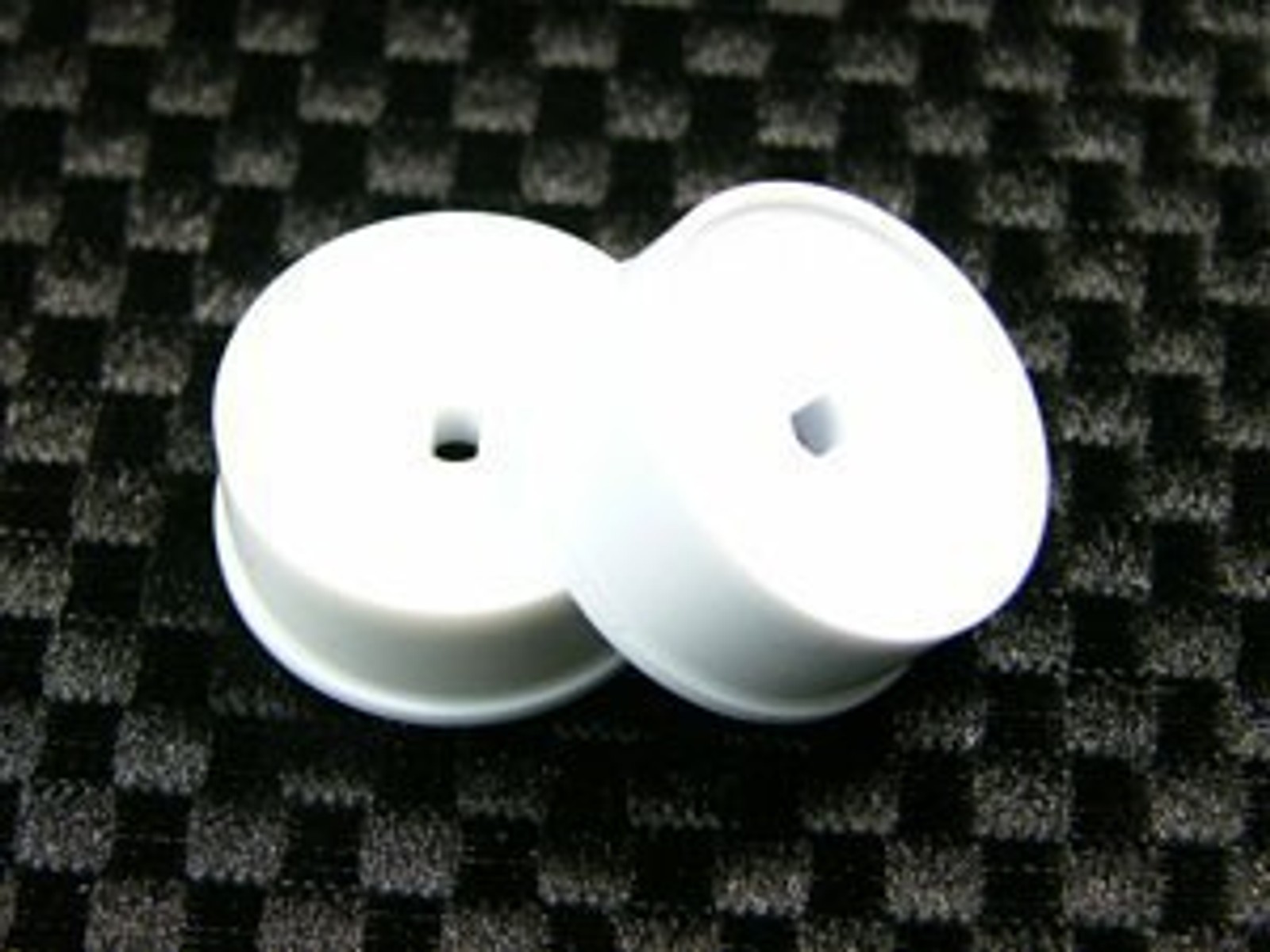 AWD200-W15-ATM-AWD-Mini-Z-AWD-Disk-Rims-REAR-1-5-White-1Paar