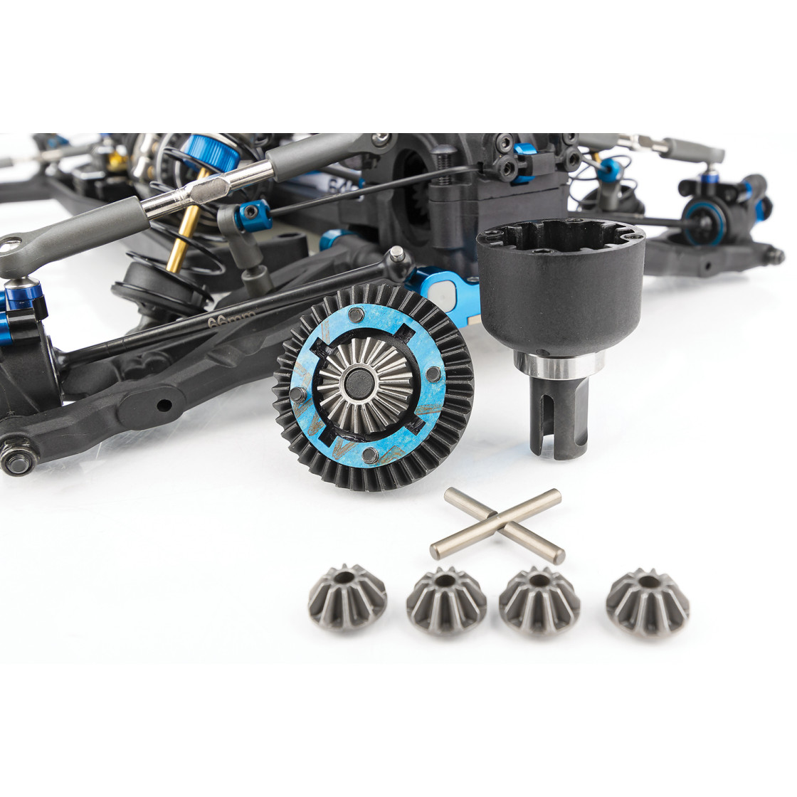 team-associated-rc10b742-champions-edition-team-kit_1~9