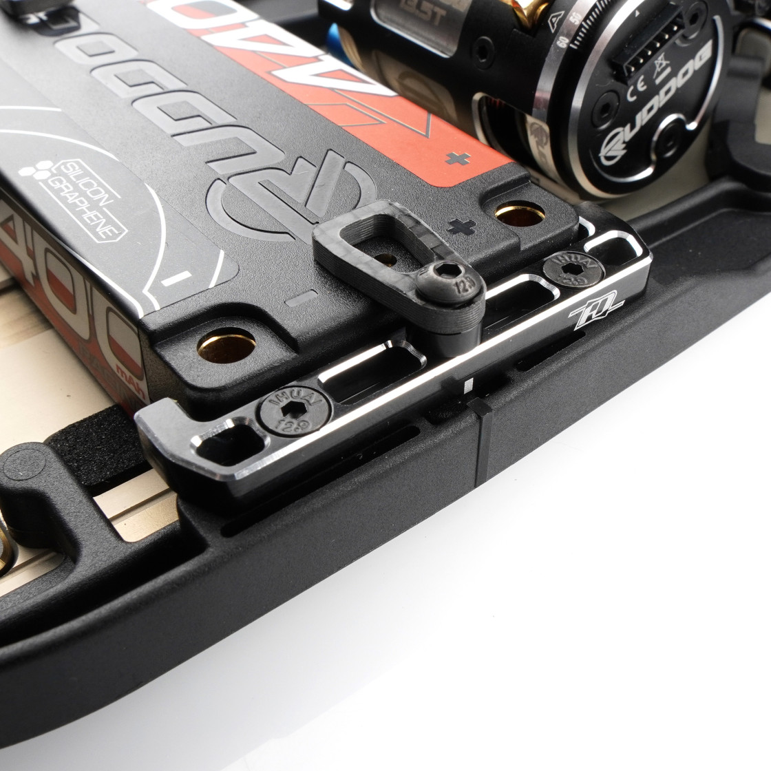 revolution-design-b7-ultra-battery-mount-set_1~4