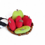 panier-de-coussins-forme-pomme