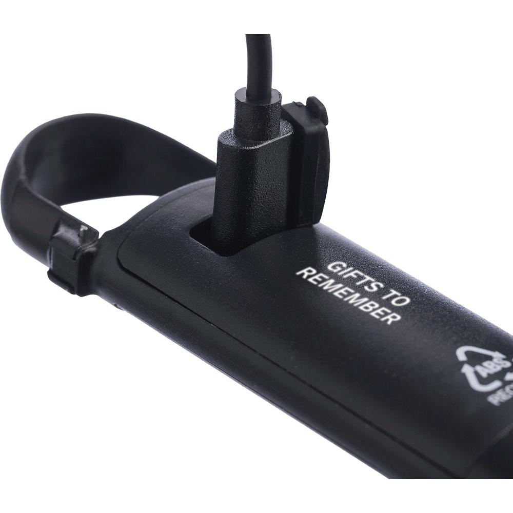 mini_lampe_ABS_recycle_avec_mousqueton_charge