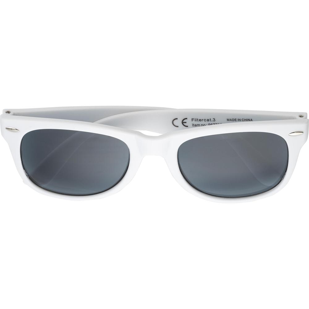 lunettes_de_soleil_recyclees_blanc