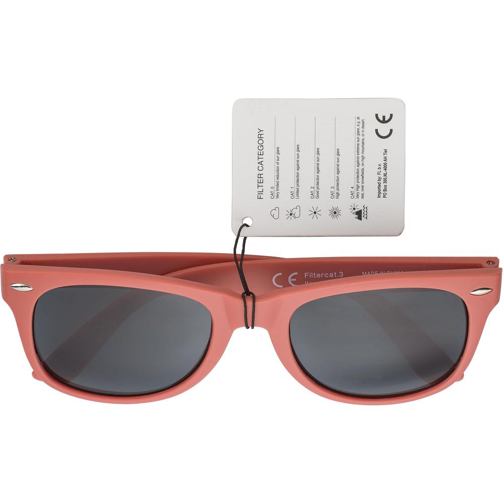 lunettes_de_soleil_recyclees_etiquette