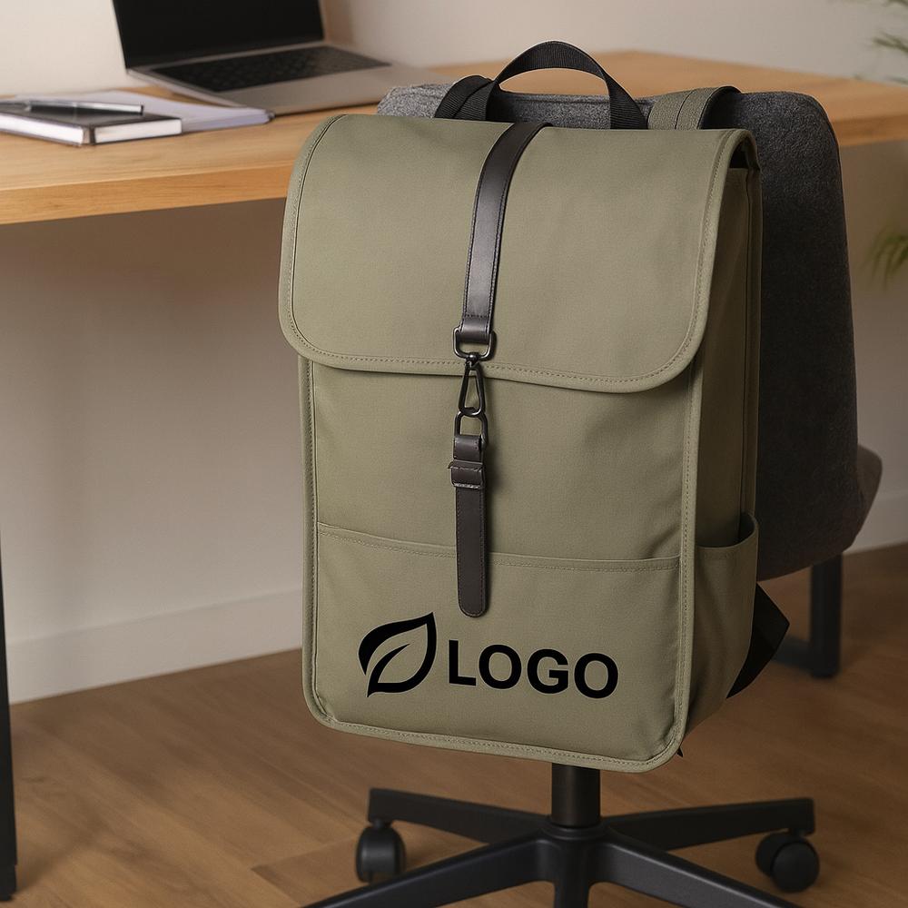 sac-a-dos-avec-rabat-polyester-logo-ambiance