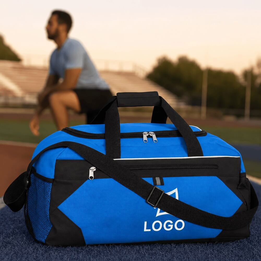 Sac de sport en polyester avec poches frontales et latérales ambiance logo