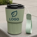 mug-isotherme-inox-avec-poignee-de-transport-ambiance