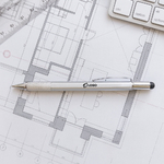stylo_multifonction_outils_integres_logo_ambiance