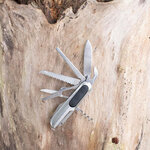 couteau_multifonction_8outils_avec_grip_ambiance2