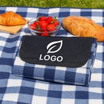 couverture_pique‐nique_rPET_avec_poche_logo_ambiance