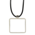 collier_carre_elegant_personnalise_vierge2