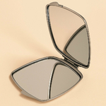 miroir_compact_carre_personnalise_ouvert_beige